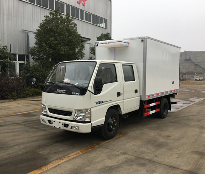 江鈴新順達(dá)雙排冷藏車(chē)